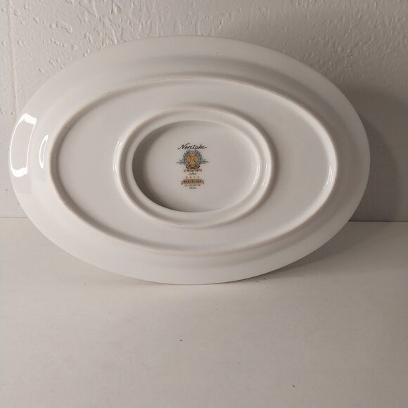 Noritake BARCELONA 6673 Gravy Boat Attached Base Gold Trim Discontinued - Picture 9 of 10